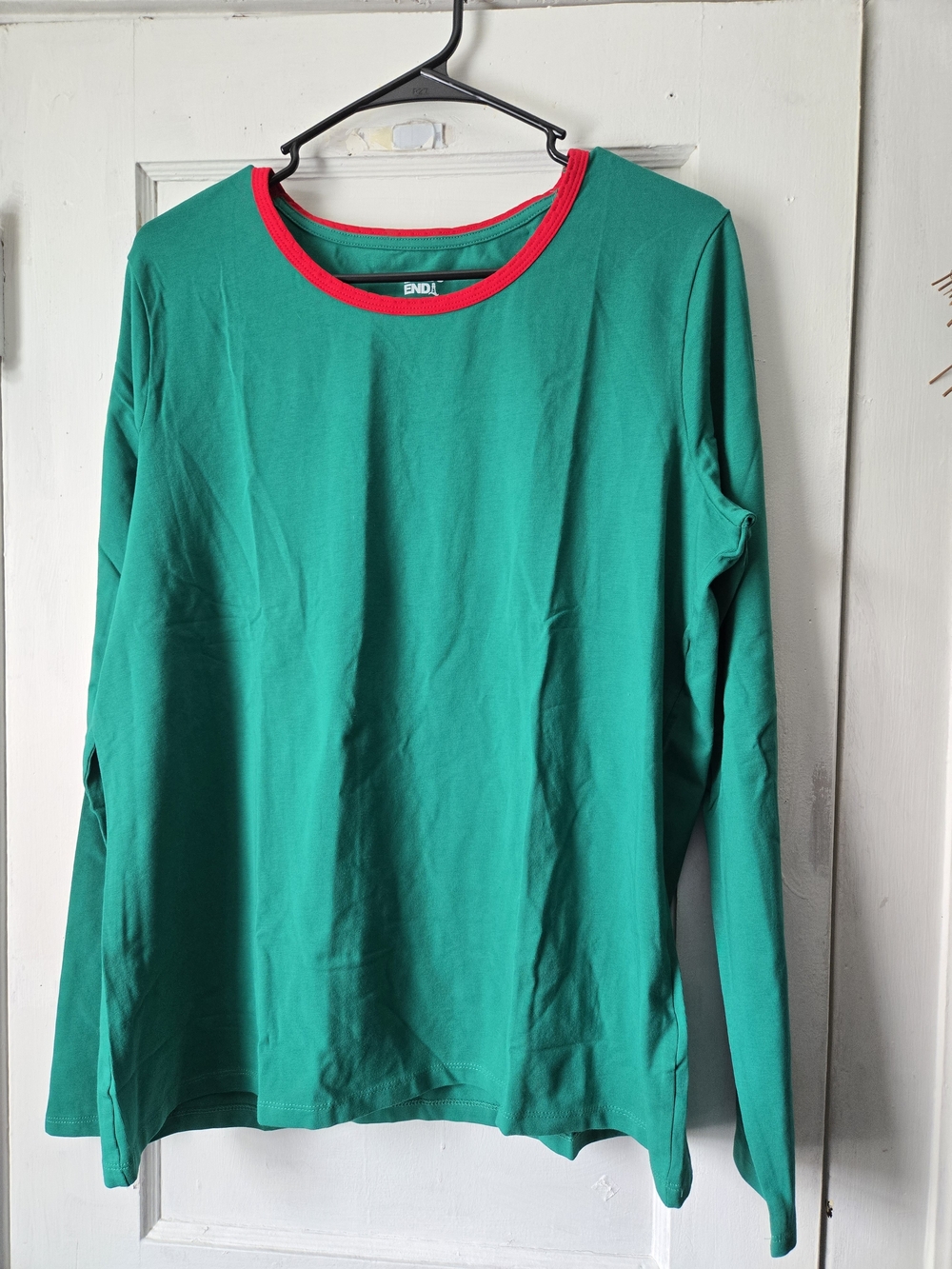 Land's End Green Long Sleeve Tee with Red Trim